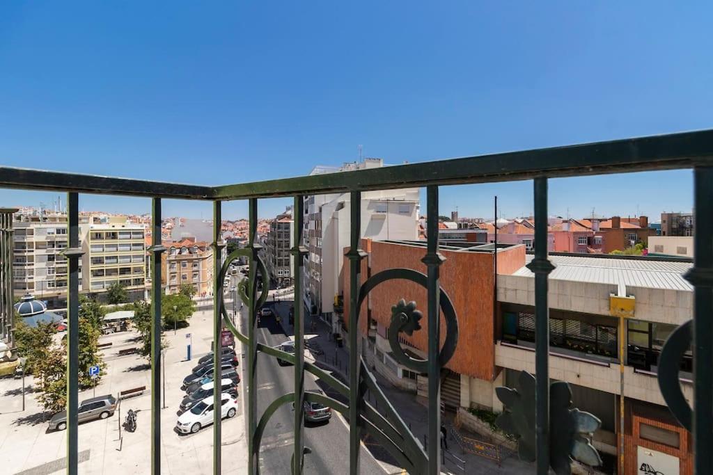 Spacious Near Saldanha Apartment
